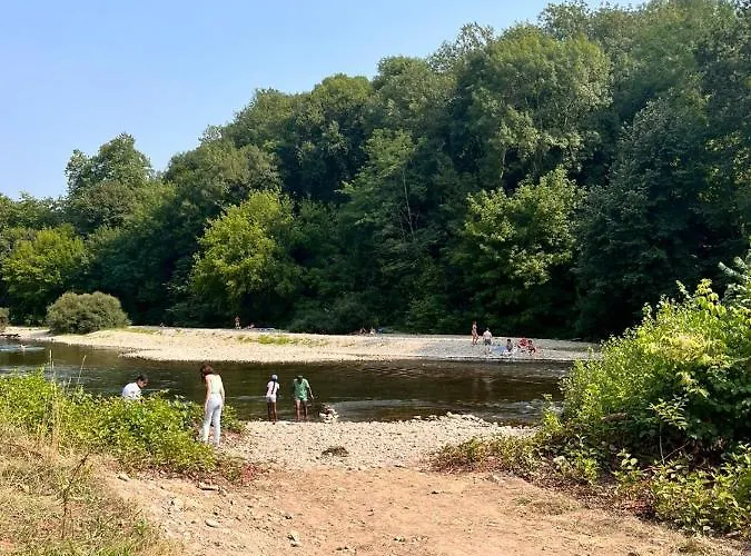 Calme Les Bains 公寓 康博莱班